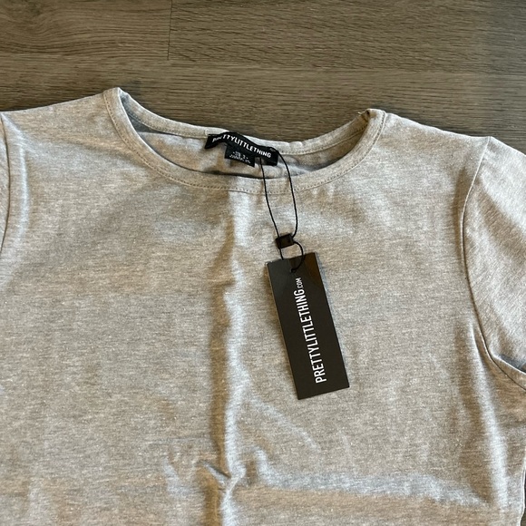 Basic Grey Short Sleeve Top - Picture 5 of 5